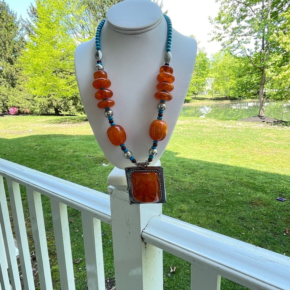 NECKLACE - Picture 4 of 7